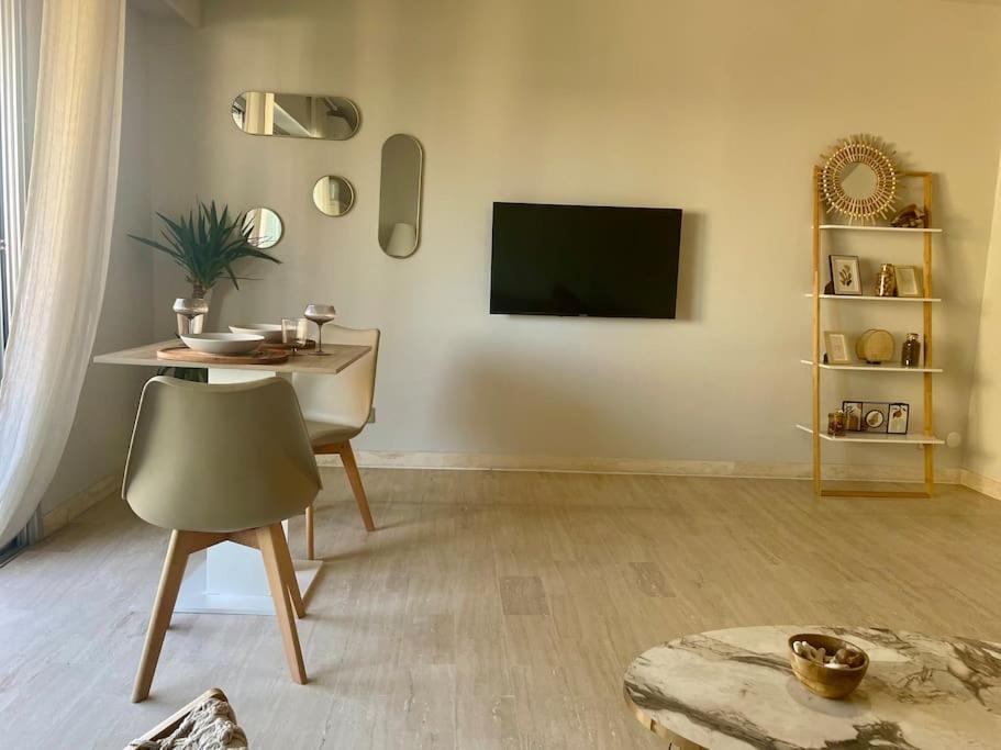 17Bijou-Plage Antibes Exterior photo